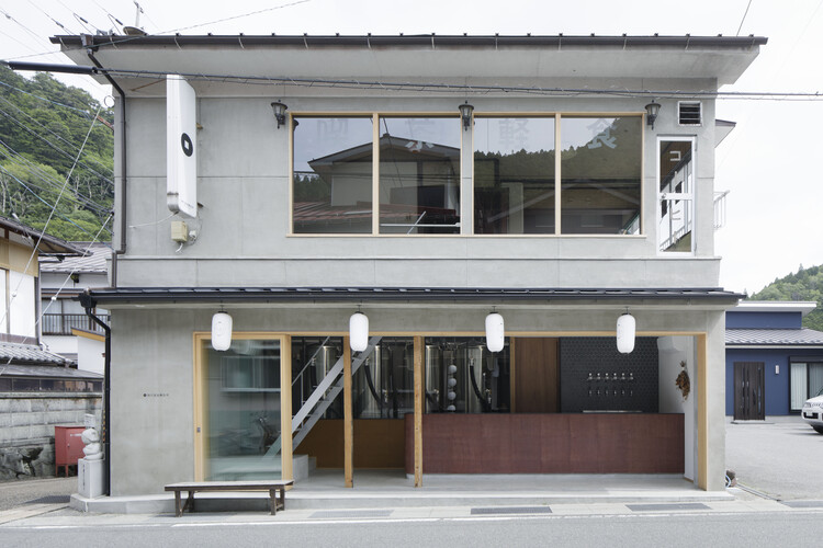 Пивоварня Дорогава Онсэн / Hidenori Tsuboi Architects - Окна, двери, фасад