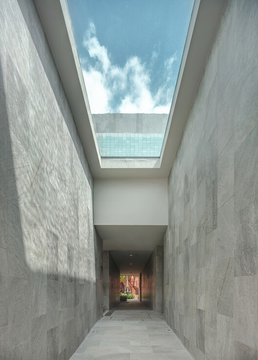 Жилой дом Life Ladprao Valley / Openbox Architects — фотография интерьера, фасада, окон