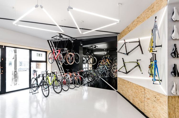 Во Всемирный день велосипеда: 22 вдохновляющих архитектурных велосипедных проекта — изображение 16 из 32