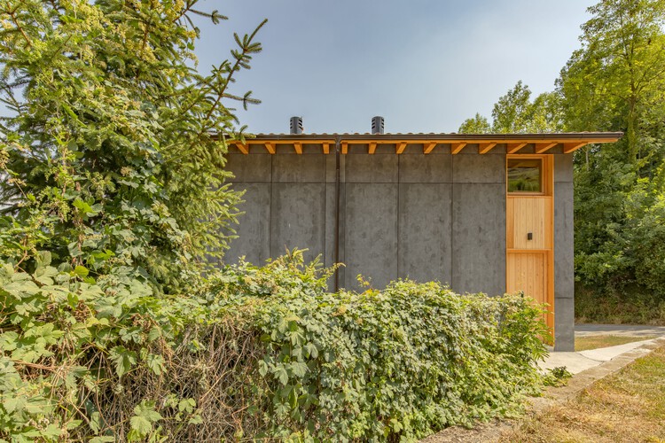 Два дома в Видре / Сау-Таллер д'Аркитектура - фотография экстерьера, лес