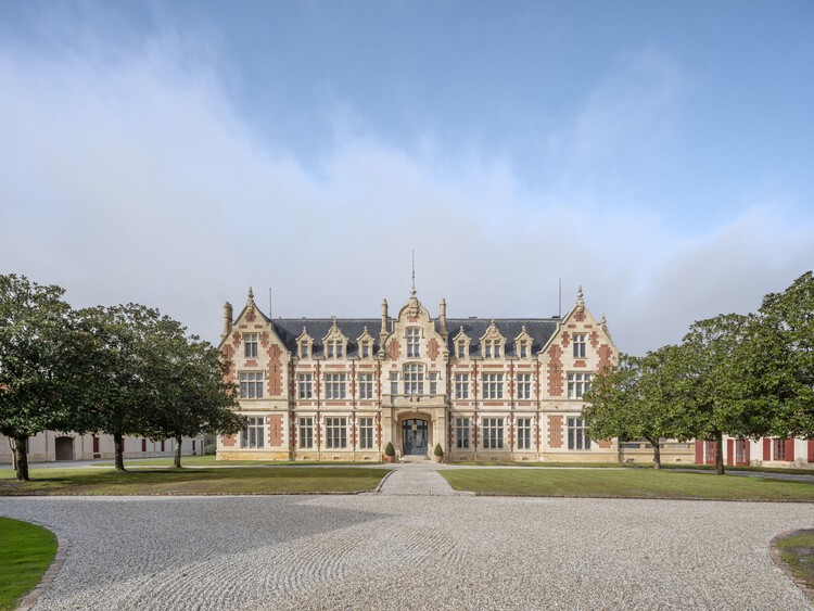 Château Cantenac Brown / ( apm ) & associés - Фотография экстерьера, фасада, окон