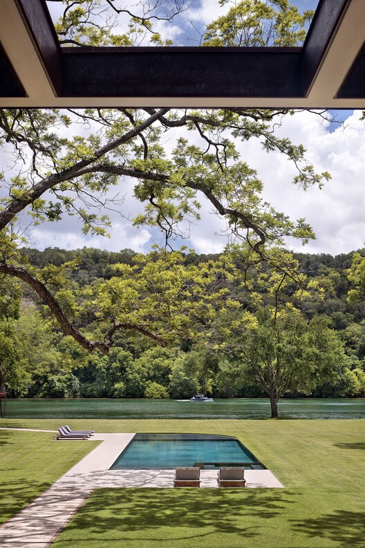 Резиденция River Hills / Miró Rivera Architects — изображение 28 из 38