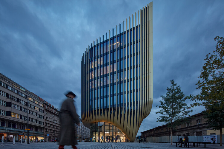 Здание Масарицкого / Zaha Hadid Architects — изображение 9 из 27