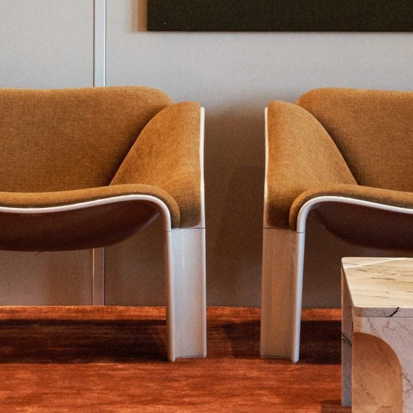 Пять классических стульев, перевыпущенных к 3 Days of Design