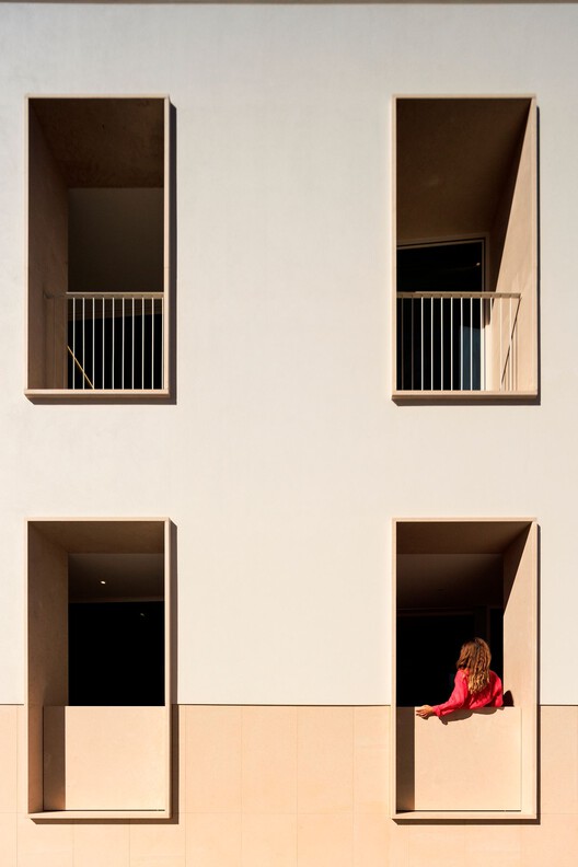 Софийский дом / Ателье Марио Мартинса — изображение 10 из 30