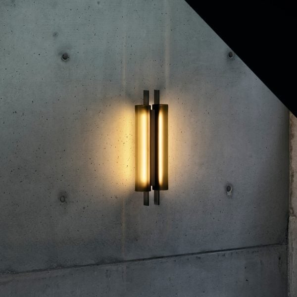 Настенный светильник Volant от Росса Гардама