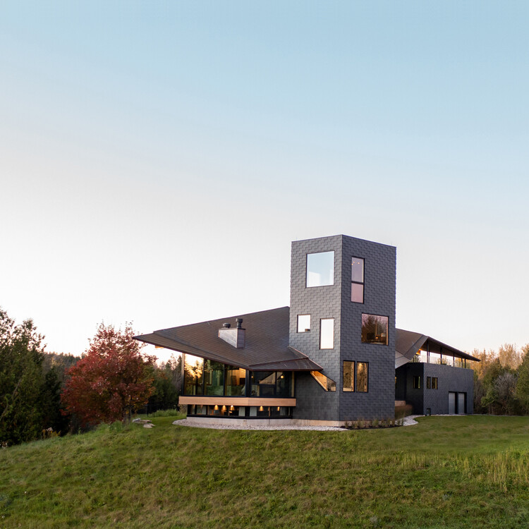 Forest Retreat House / Kariouk Architects — изображение 1 из 20