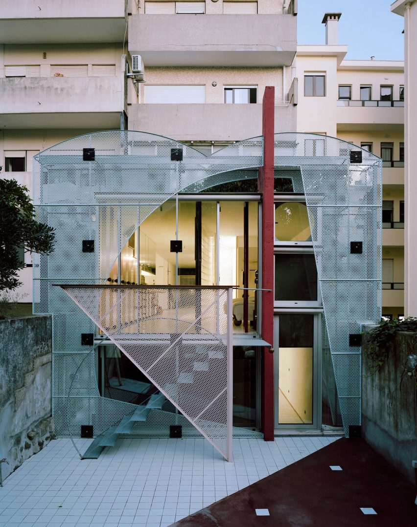 Дом 097 в Португалии от Fala Atelier